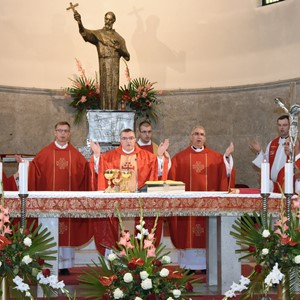 Kardinal Bozanić: Živimo u vremenu Duha Svetoga